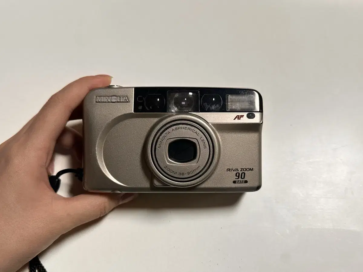 MINOLTA 미놀타 RIVA ZOOM 90 필름카메라