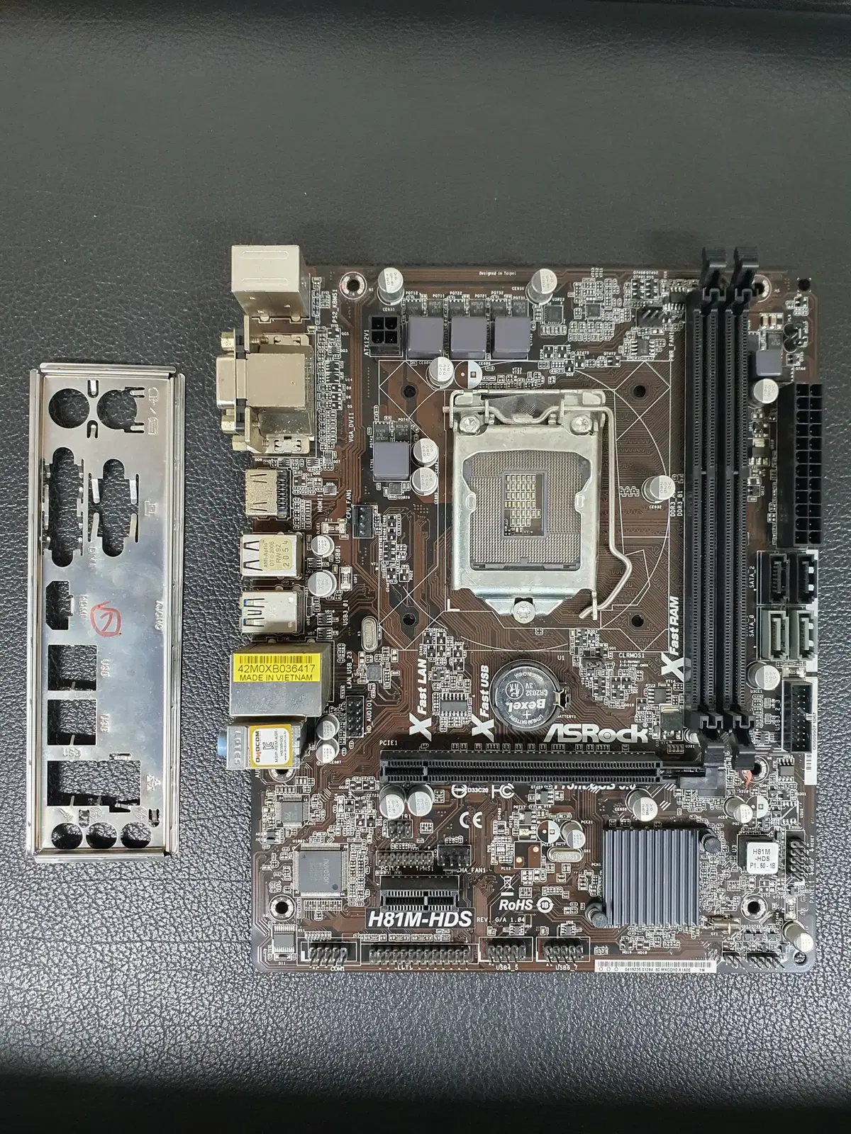 ASROCK H81M-HDS  1150소켓 보드