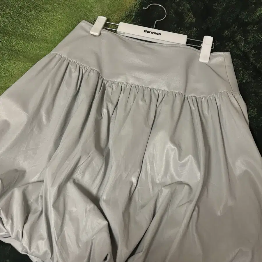 버뮬라 yoke ballon skirt (silver)