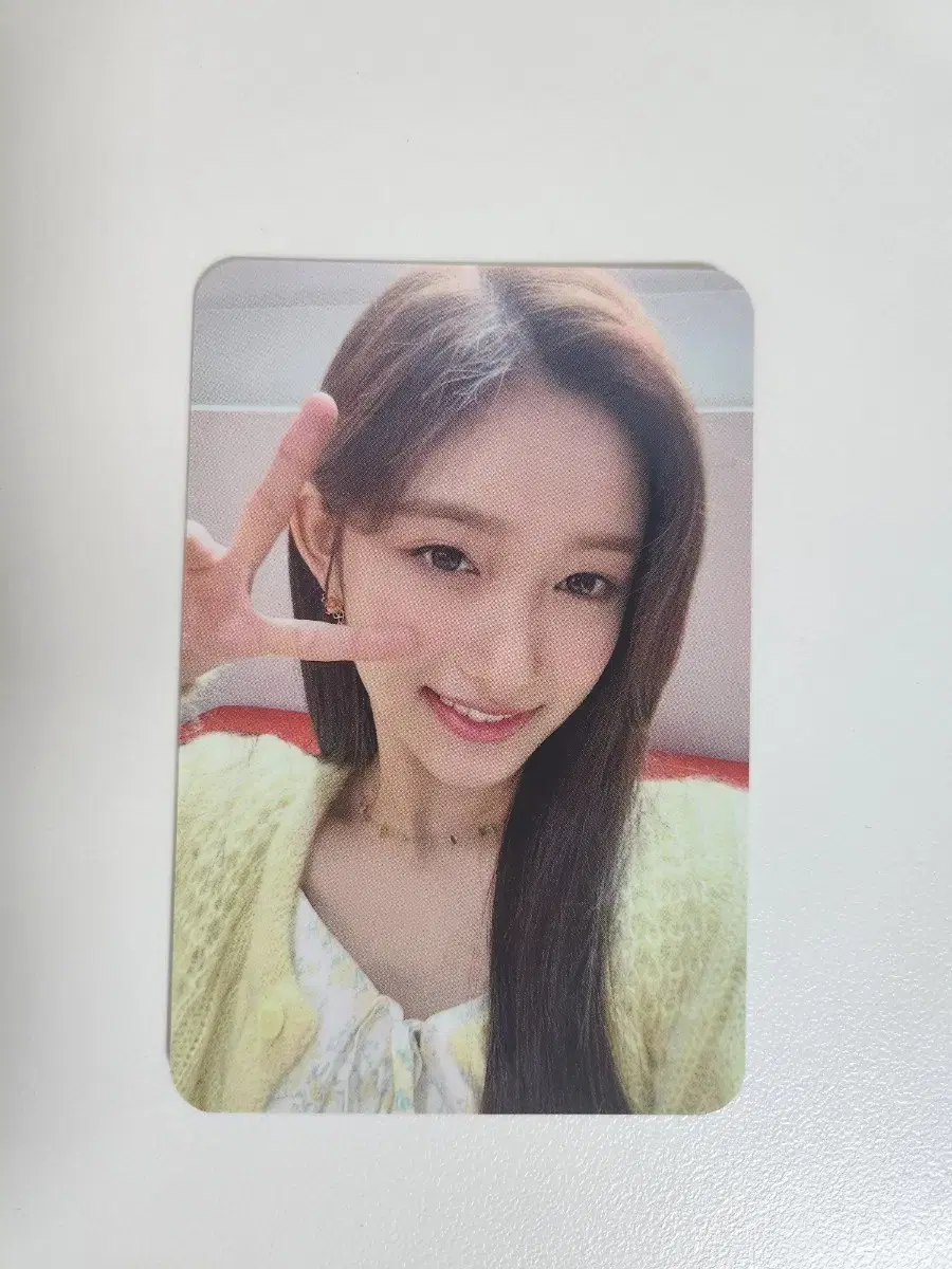 ive leeseo vcoloring photocard