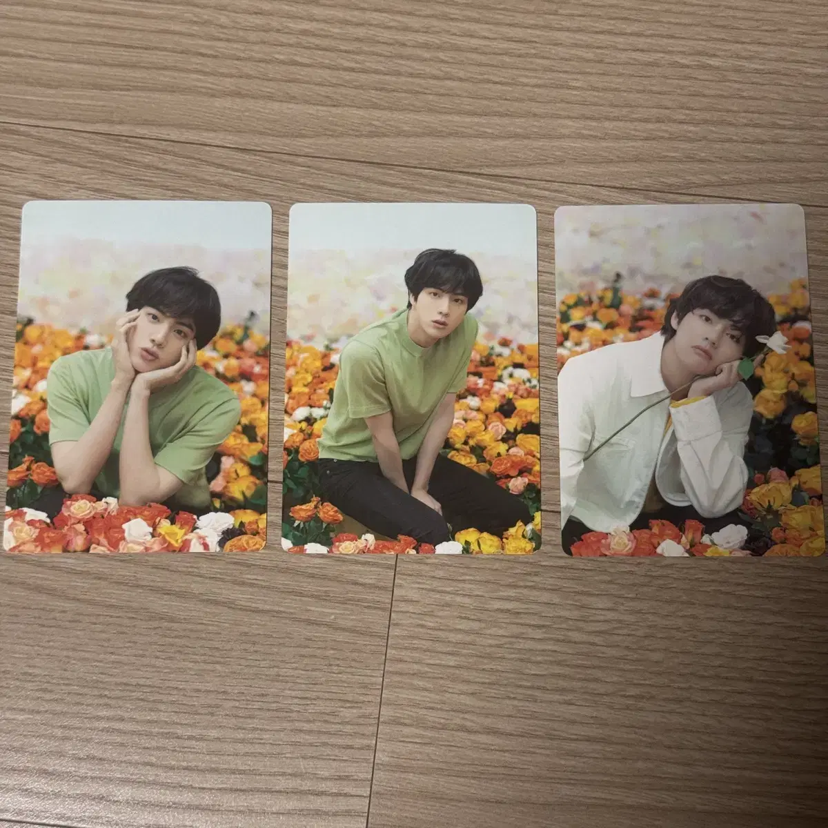 BTS Mini Photocard Seokjin v Taehyung Japan Concert LOVE YOURSELF