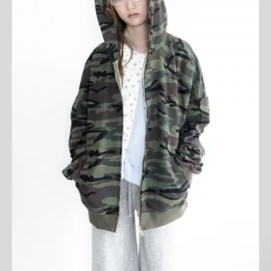 샵페어리 camouflage maxi zip-up 카모 후드집업