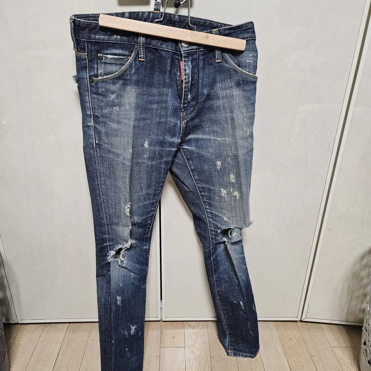 I'm selling my Descended2 jeans.