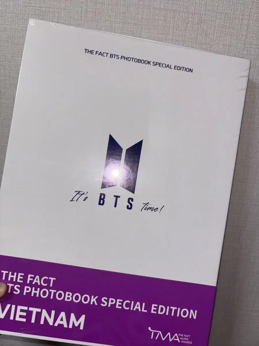 THE FACT BTS PHOTOBOOK SPECIAL EDITION