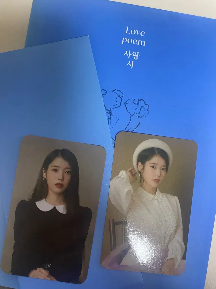 급처)) iu 러브포엠 album 2019 seasons greetings photocard