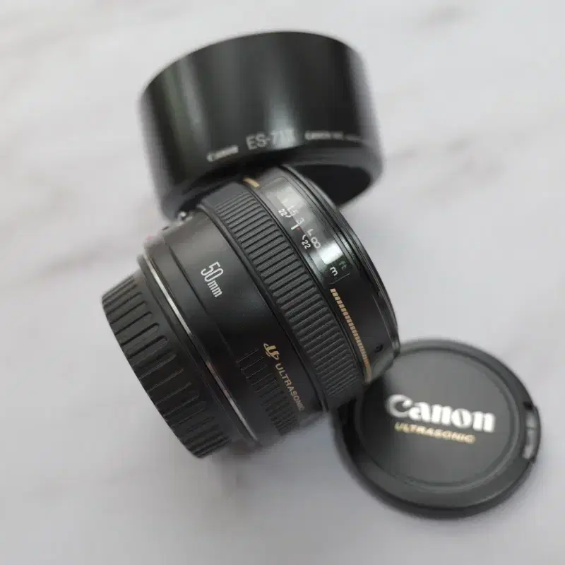 깔끔한 캐논 EF 50mm f1.4 쩜사 렌즈