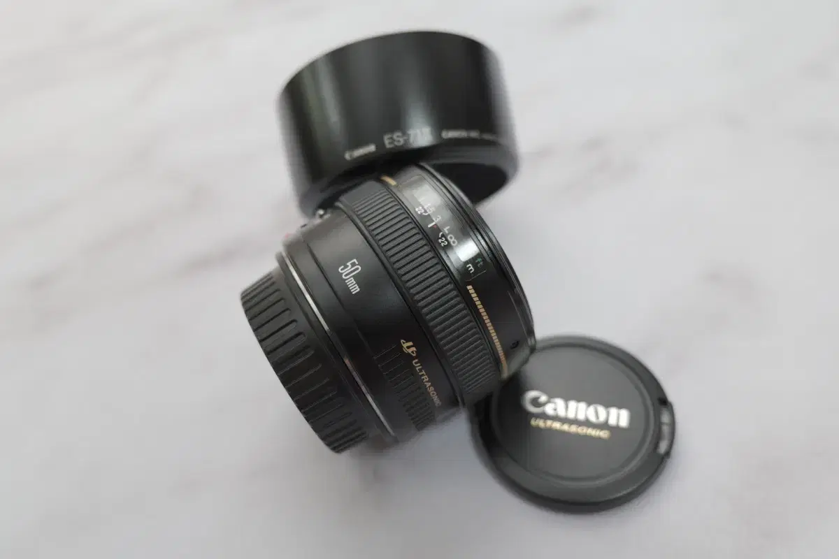 깔끔한 캐논 EF 50mm f1.4 쩜사 렌즈