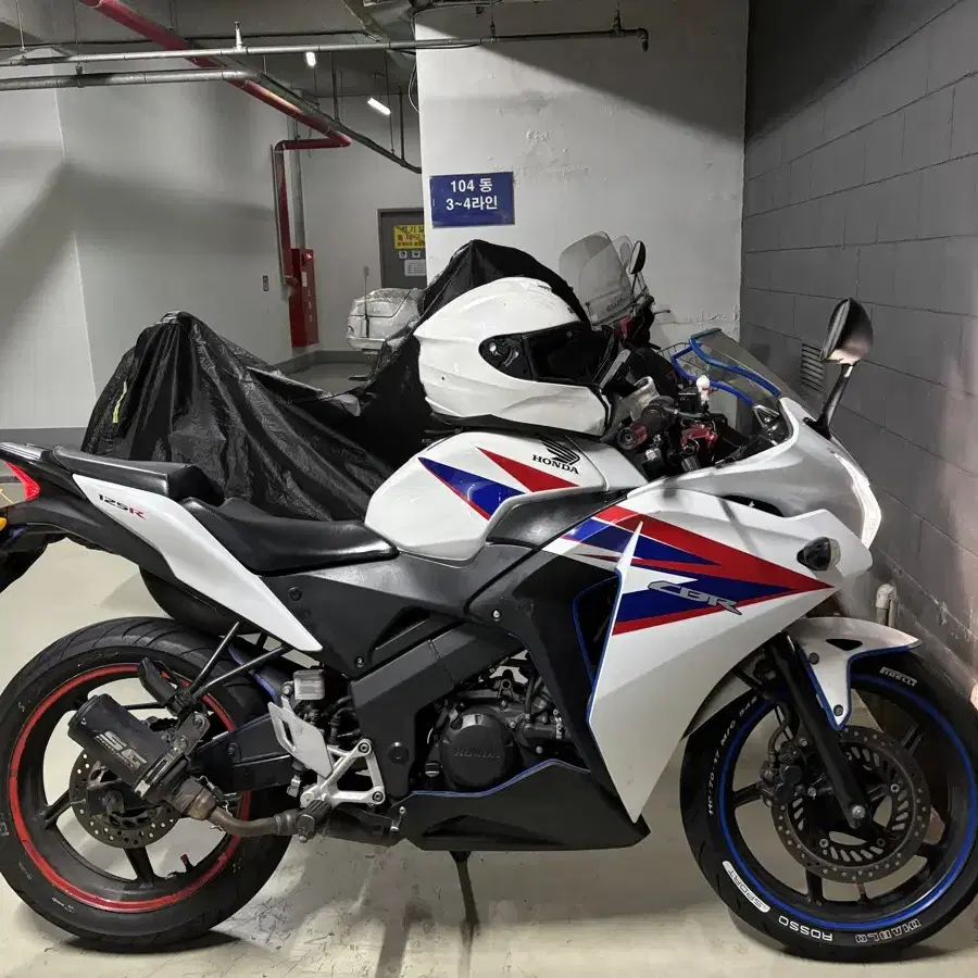 CBR125