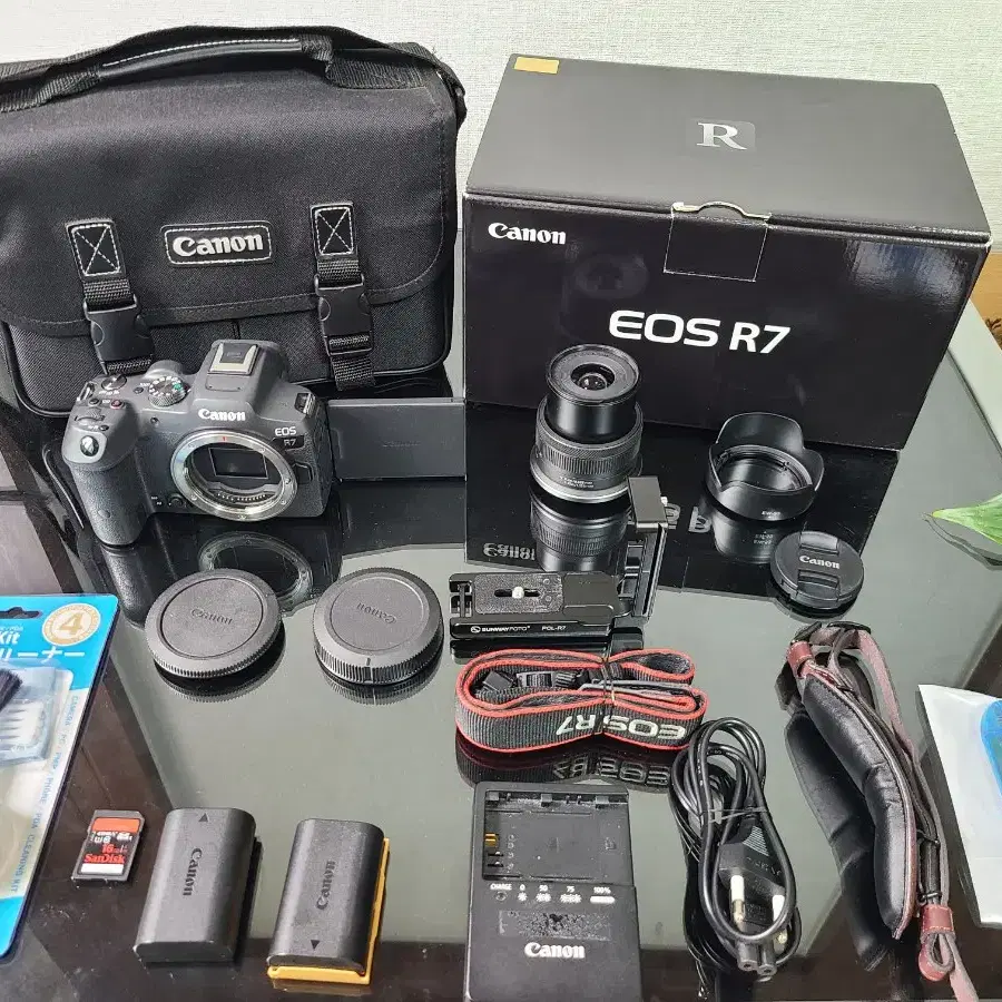 캐논EOS R7 18-45mm 렌즈세트 판매합니다