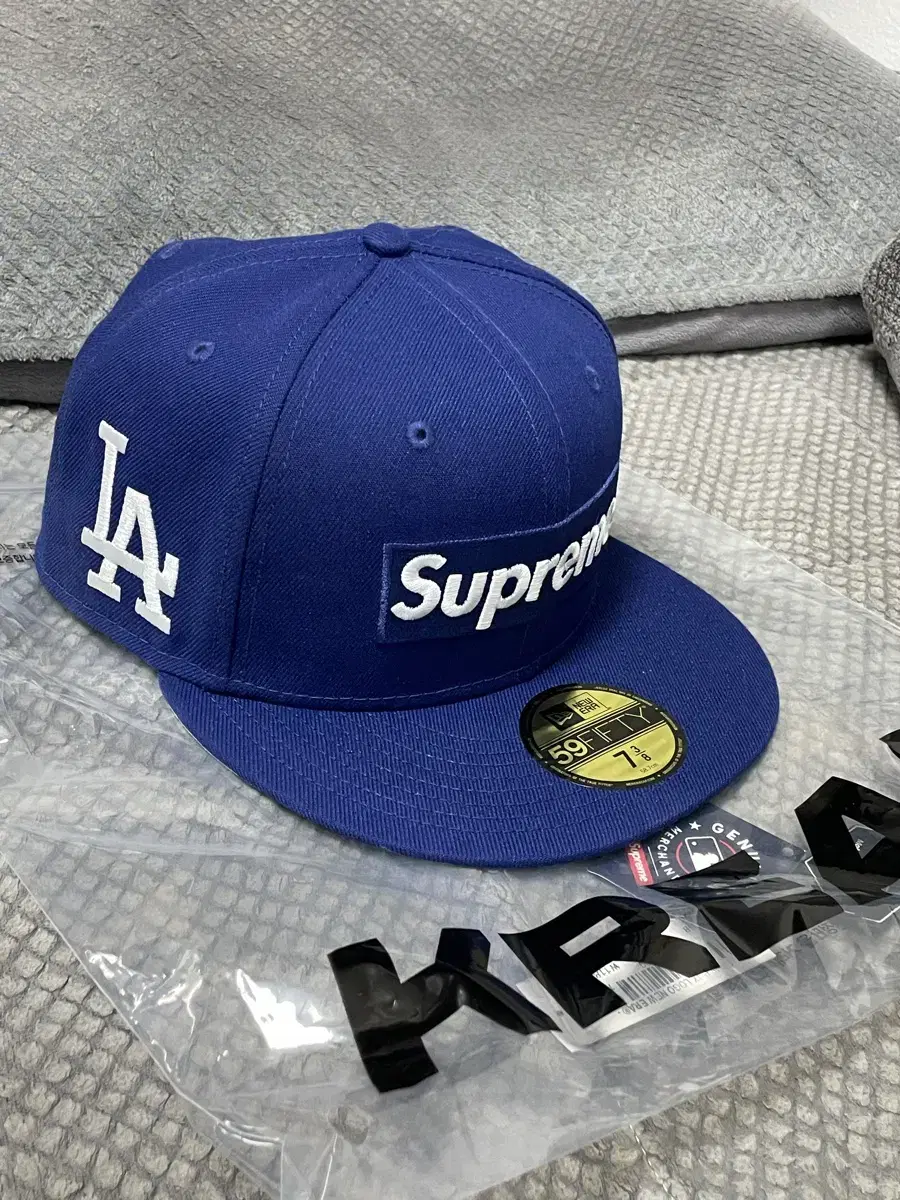 Supreme x MLB LA Hat 24SS