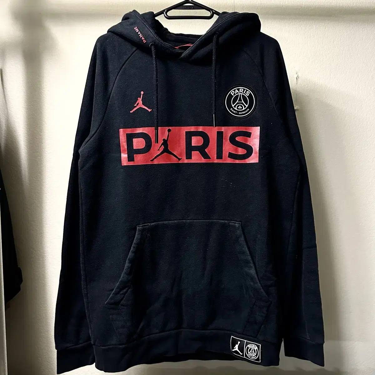 Jordan x Paris Saint-Germain Black Hoodie