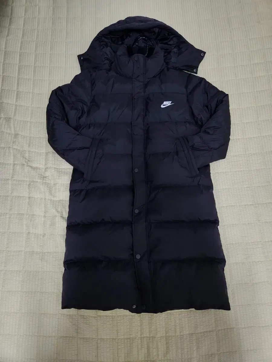 XL Nike LongPadding (New)