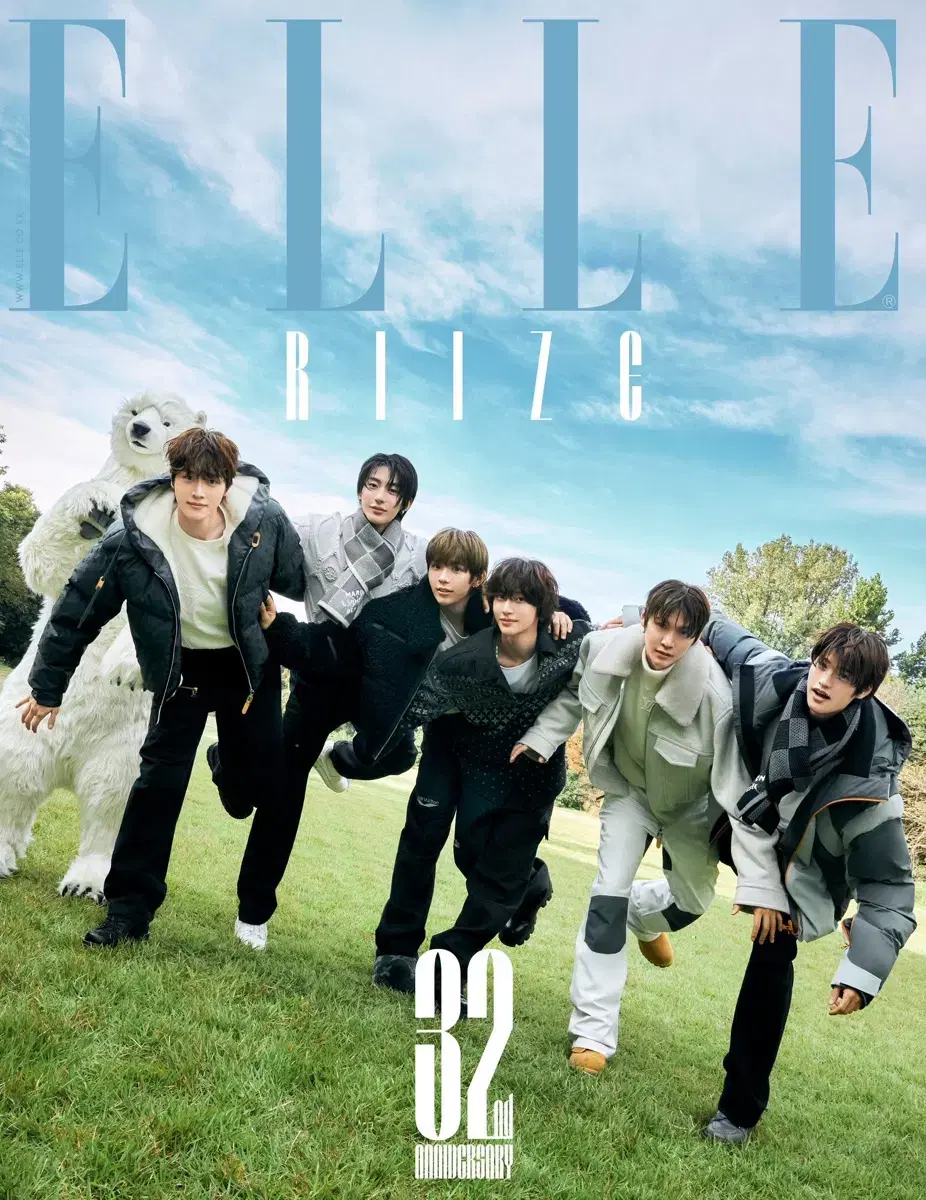 Rize or skz felix November issue of L's (Jihyun Jeon can share)