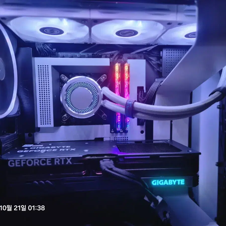 i9 12900k nzxt z690 4070ti super 본체팝니다