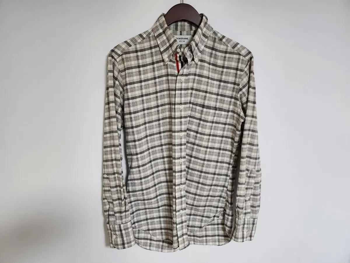 2 Thom Browne Three Stripe Hidden Check Shirt MWL10E 1250