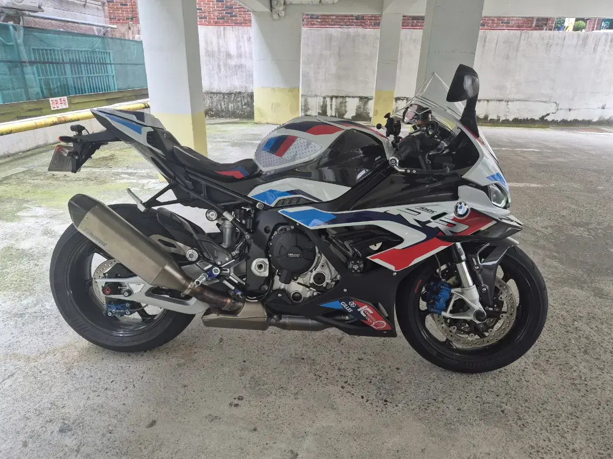 2021년식 BMW M1000RR 판매합니다