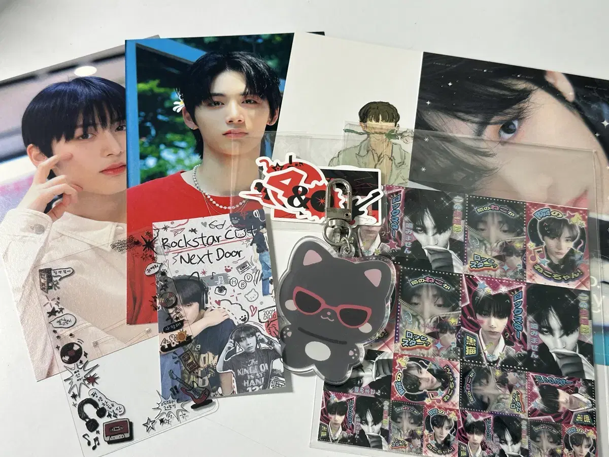 Boynextdoor boynextdoor taesan Taesan Han unofficial goods keyring purikura postcard bulk WTS