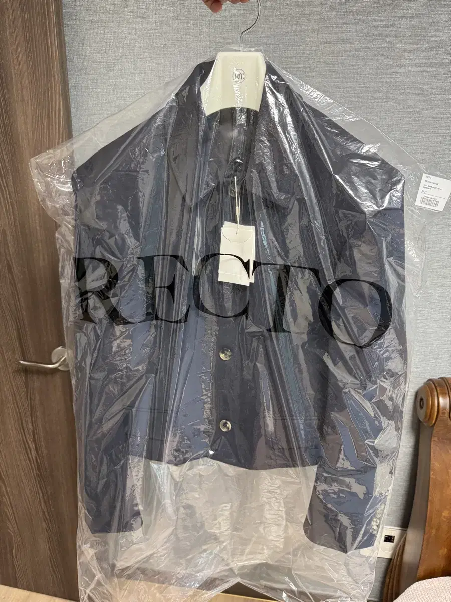 (Unsealed) Recto short jacket new in size L for sale