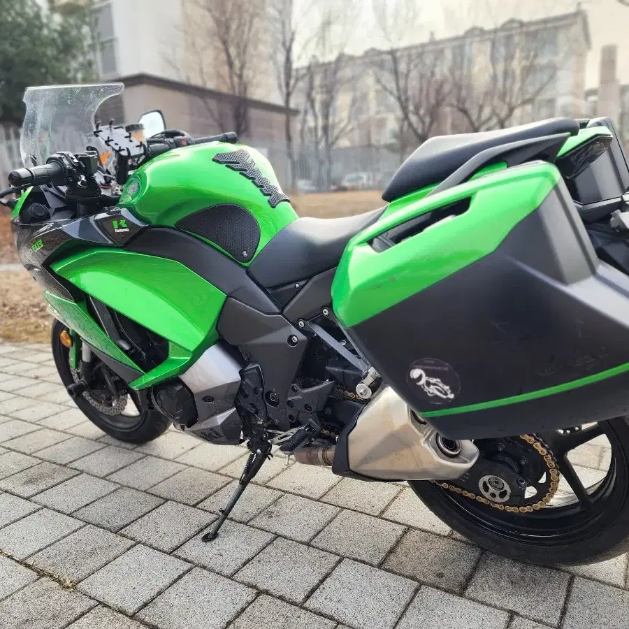 가와사키 z1000sx 18년형 짧은키로수 판매합니다