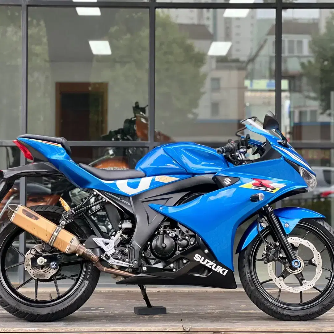 gsx r125 2018년식 깔끔한차량 판매