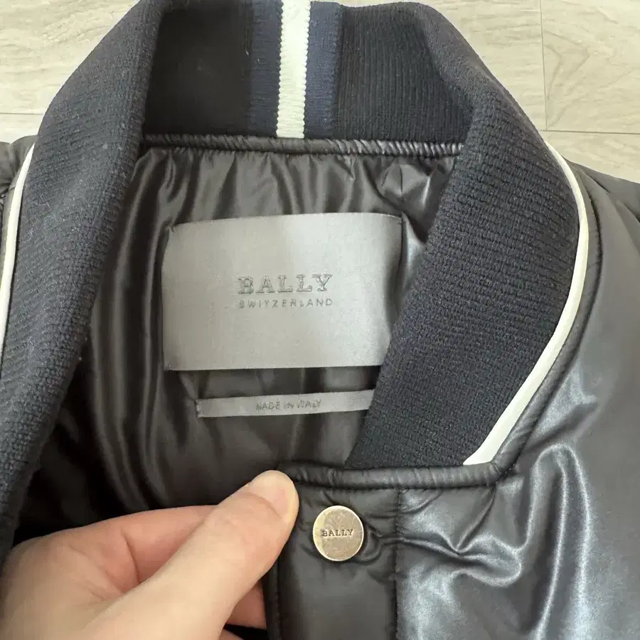 발리 bally 패딩 자켓