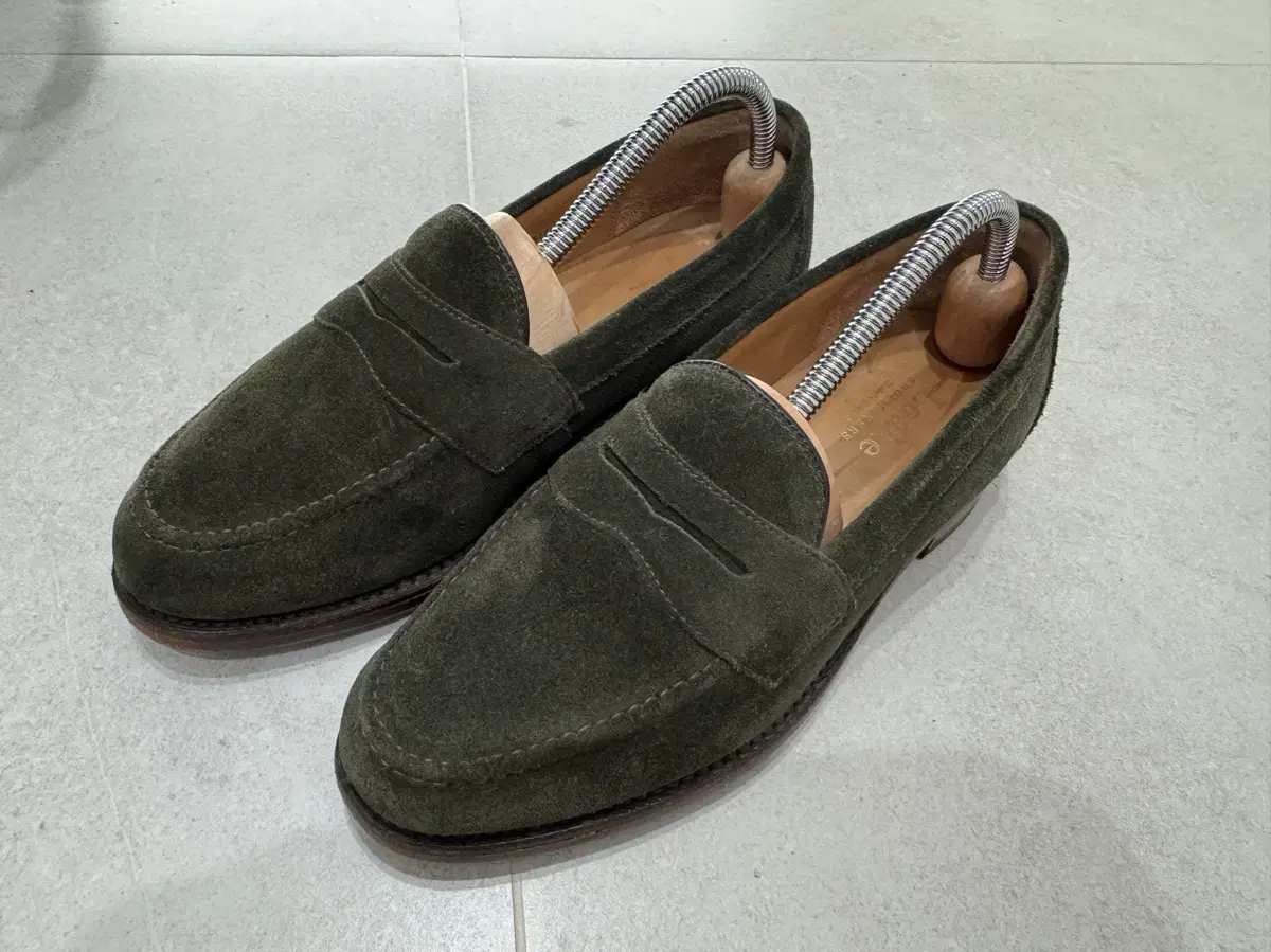 Loake Eton suede