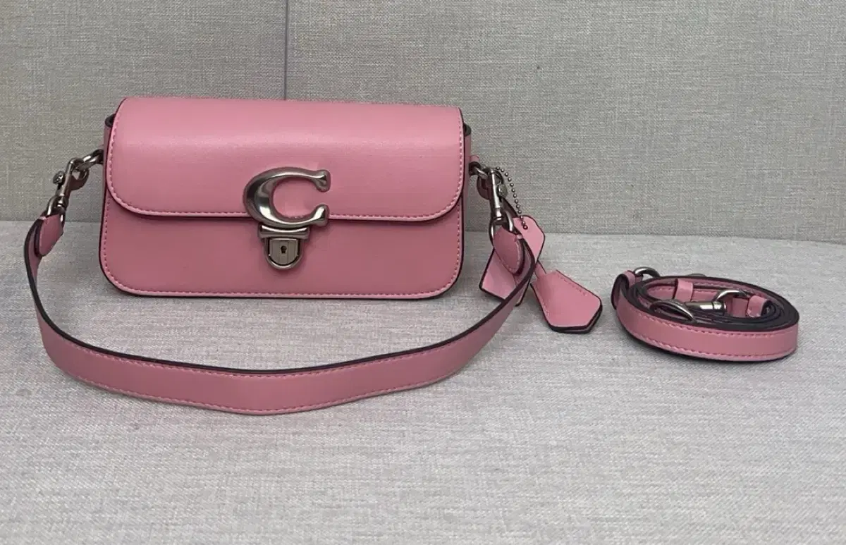 코치 COACH CE331 여성 스튜디오 바게트 백 연핑크,브리운