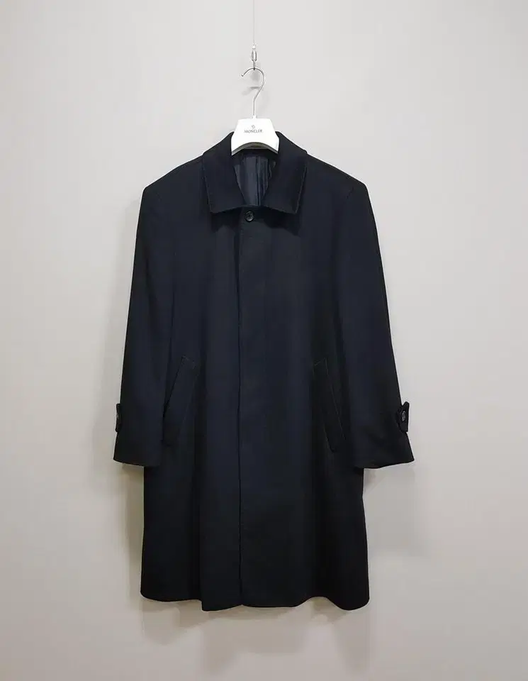 Cambridge Members First Class Cashmere Long Coat Size 97