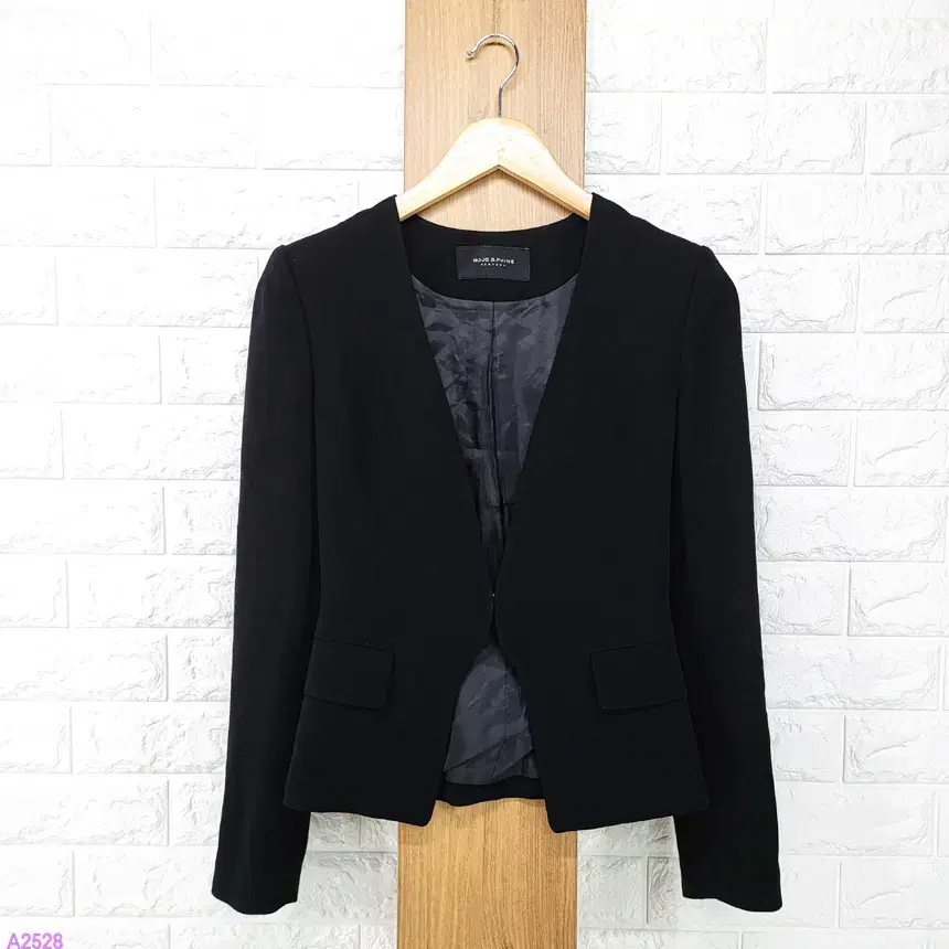 (size 44) MOJO.S.PHINE Black jacket (A2528)