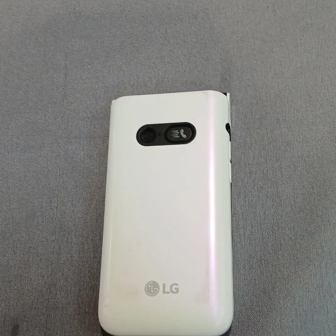 LG폴더2(Y120) 8GB 화이트