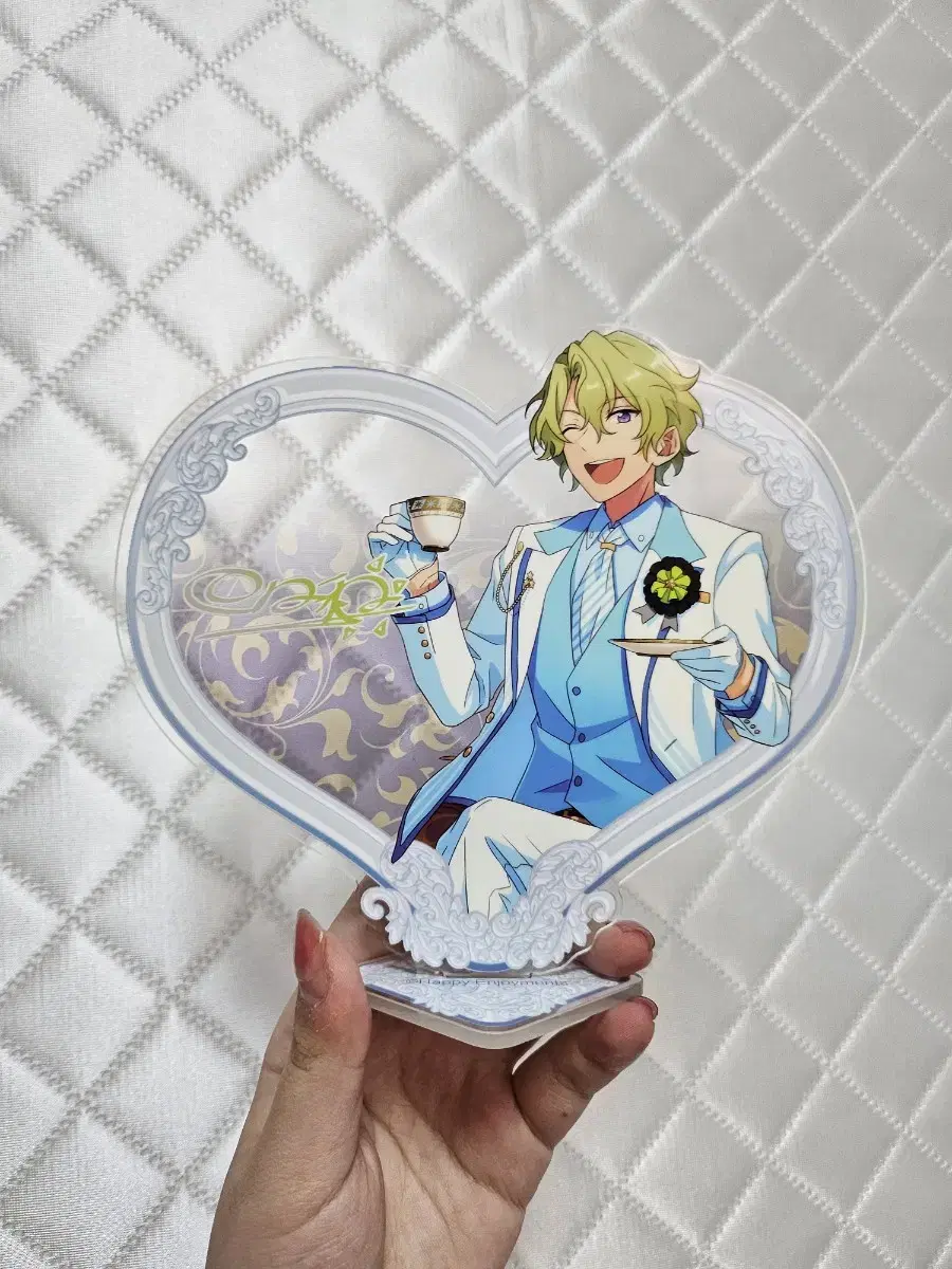 Hiyori Heart Acrylic