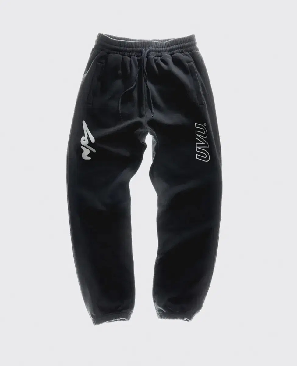 LONDON 2024 SWEATPANTS ( Size S )