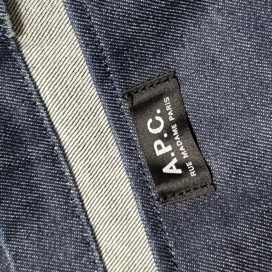 A.P.C 아페쎄 로라 인디고데님 토트백