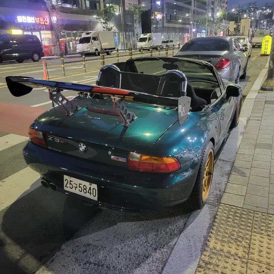 BMW Z3 1.9 수동 1998년식 판매합니다