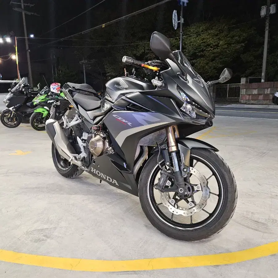 23년식 CBR500R  44,@@KM