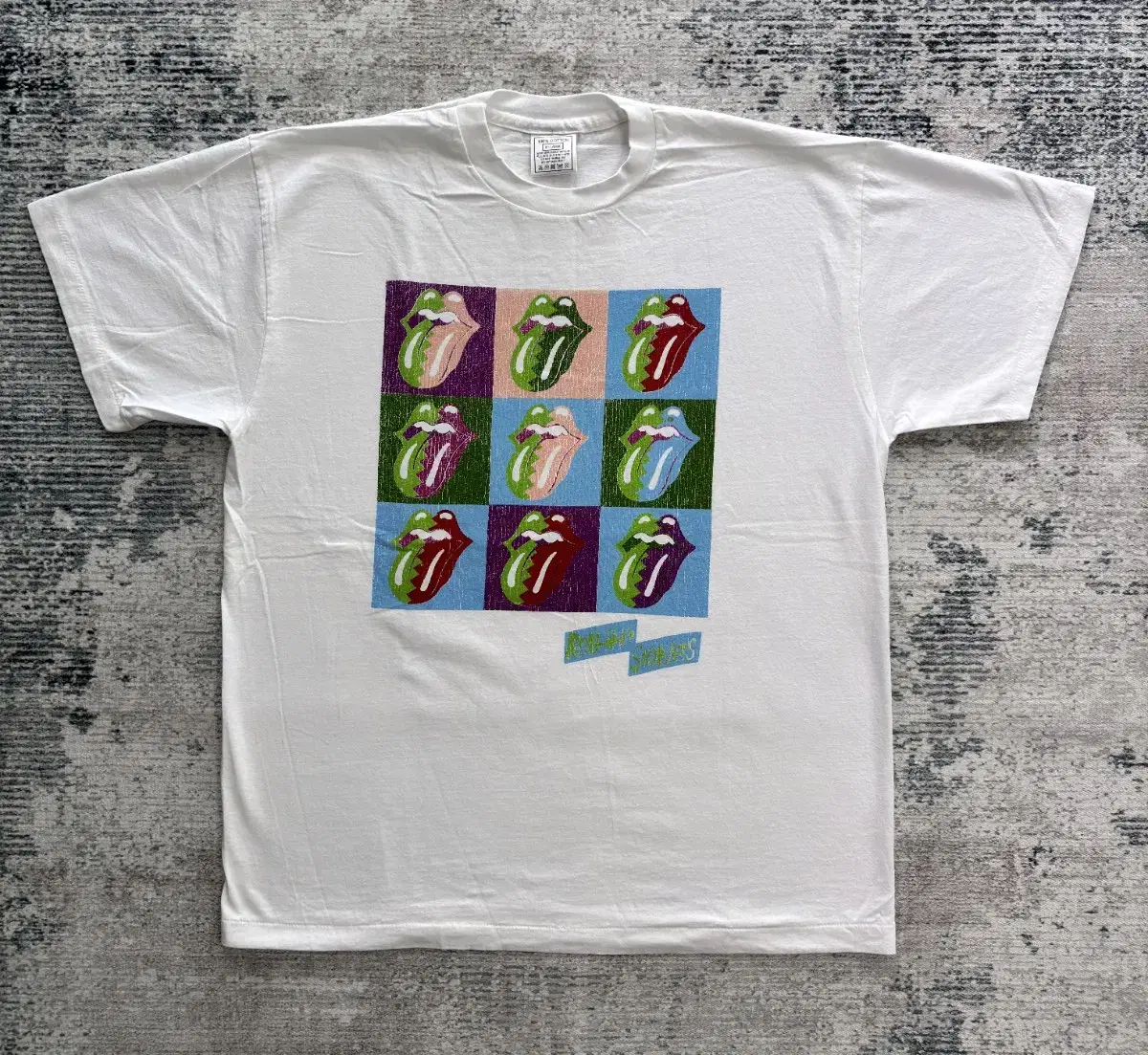 Rolling Stones Vintage Band Tee (XLsize)St. Michael's Capital Bead Beam Pallas