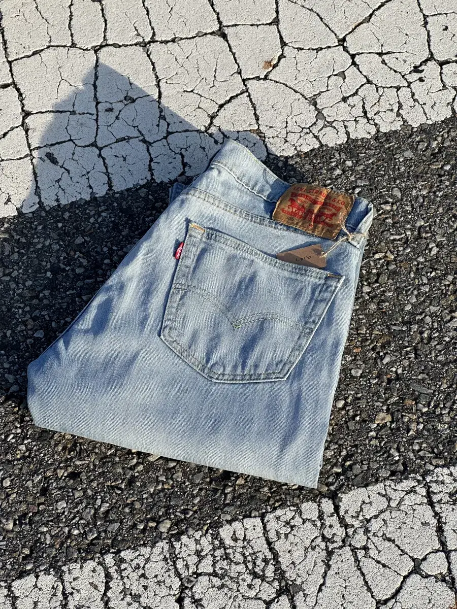 [32"] Vintage Levi's 505 32X30_A147