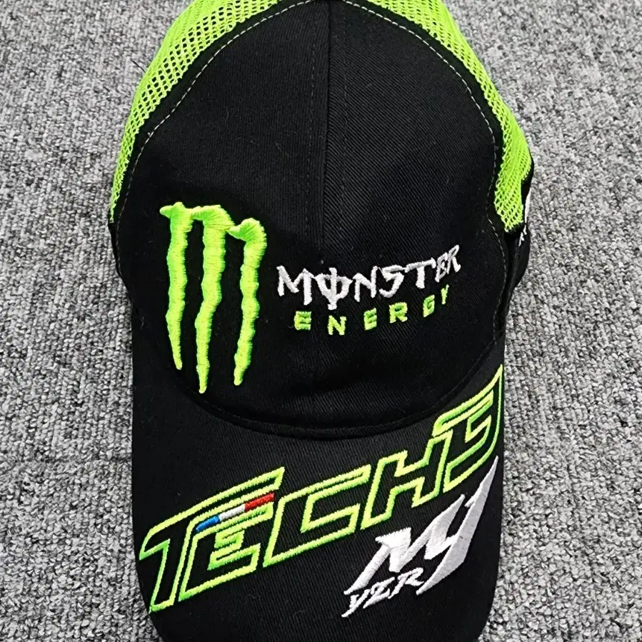 몬스타 에너지 VR 46 하프매쉬 볼캡 모자