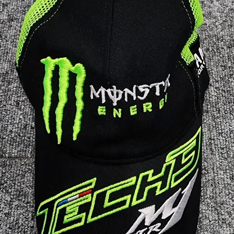 몬스타 에너지 VR 46 하프매쉬 볼캡 모자