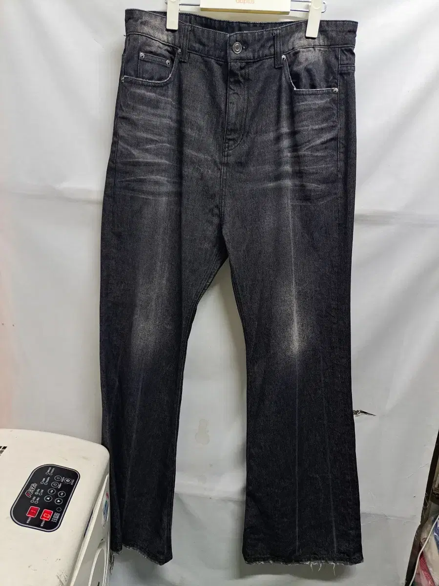 (36) Carryover Black Blue Wide-leg Jeans