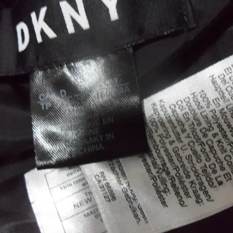 6천원구제 DKNY 여성 후드 패딩 점퍼 자켓 베-1