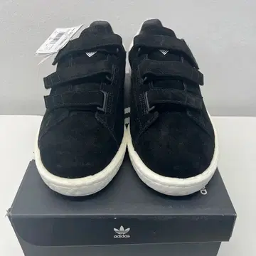 wm stan smith cf
