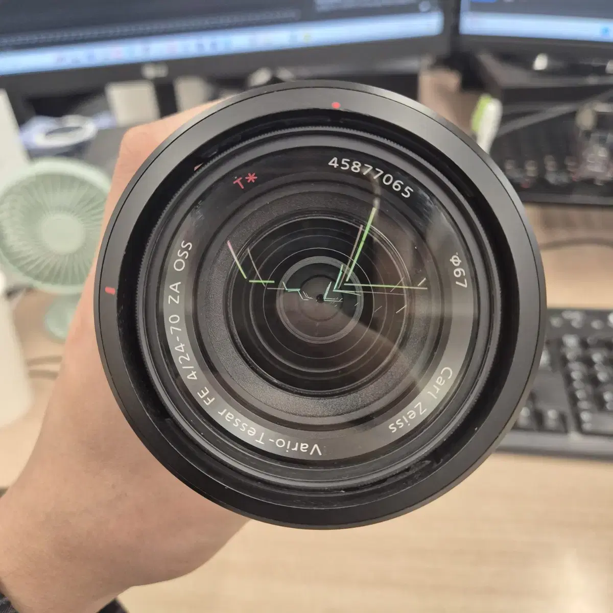 칼 자이즈 zeiss 2470 줌렌즈 팝니다