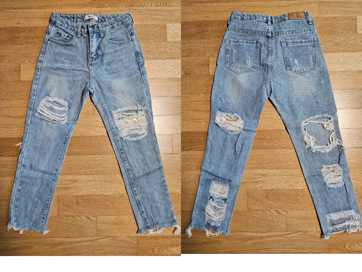 Jeans with ripped dates (2)