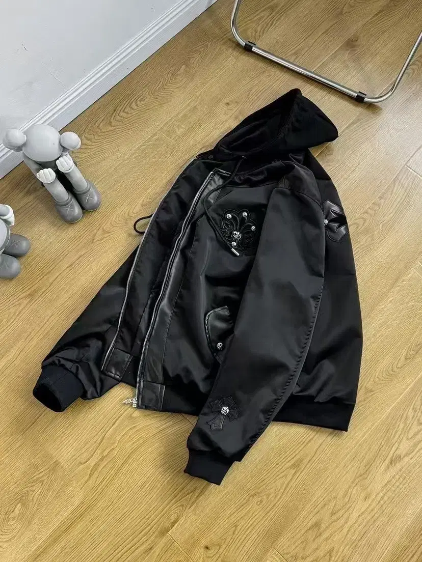 Chromehearts new black coat size L