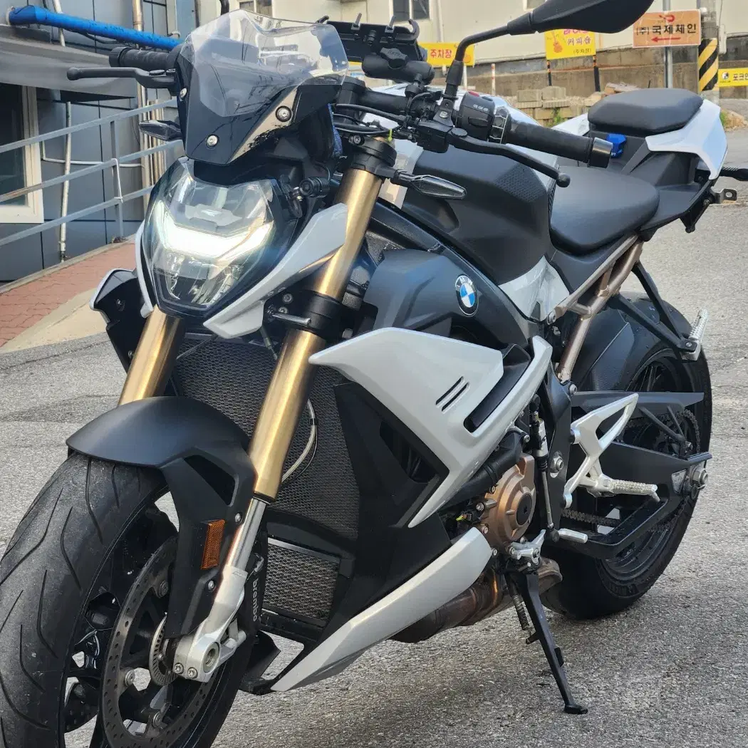 특가)bmw s1000r 22년 1만키로 상태굿 신차보증최저가 판매합니다