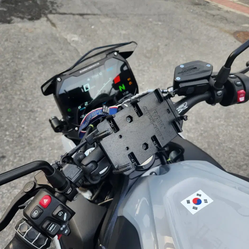 특가)bmw s1000r 22년 1만키로 상태굿 신차보증최저가 판매합니다