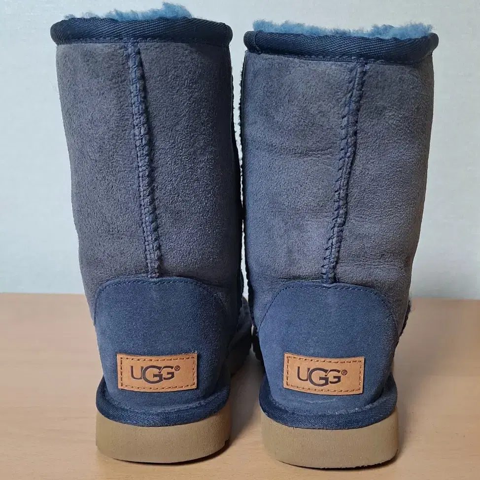 UGG 어그부츠 230 네이비