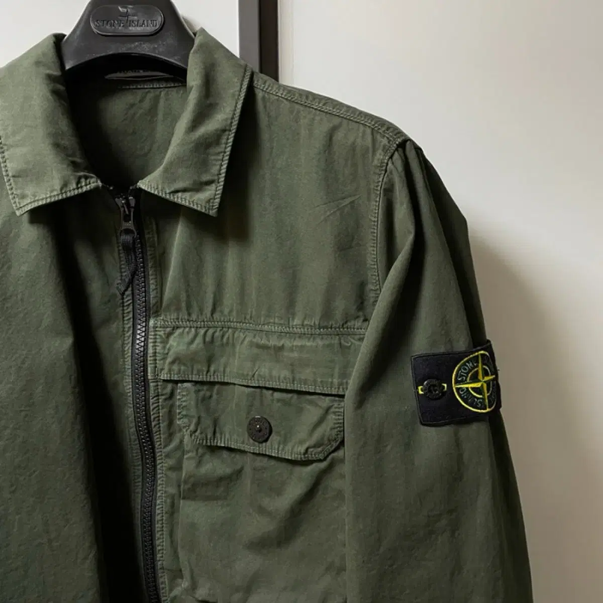 FW20 Stone Island Olde Effect Overshirt Khaki Size L