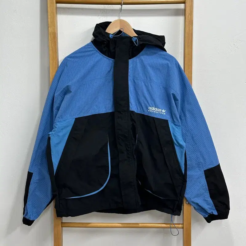 [L] Adidas Advantage Windbreaker Bloo